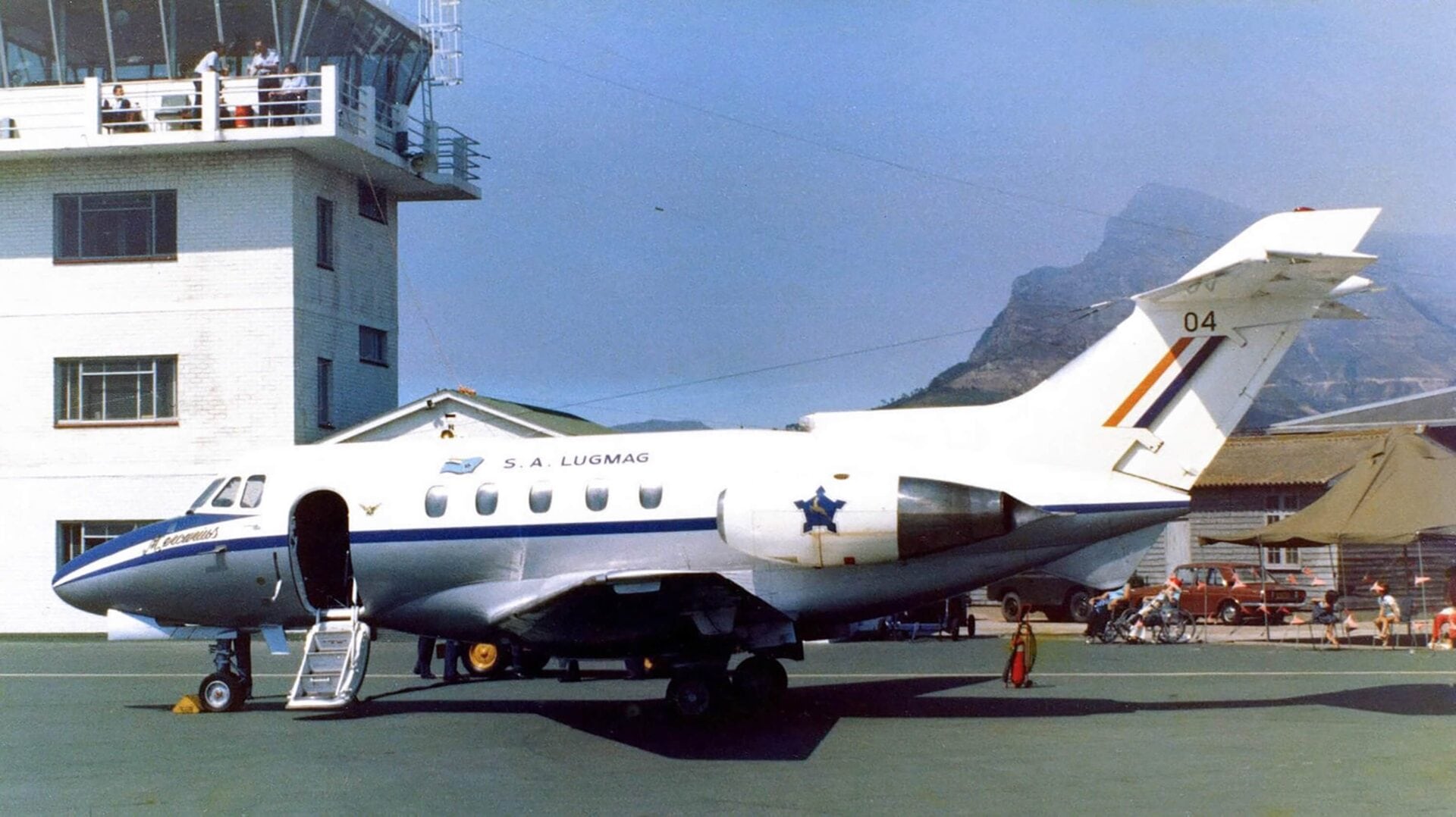 Archive photography from a Mercure airplane that crashed in Cape Town