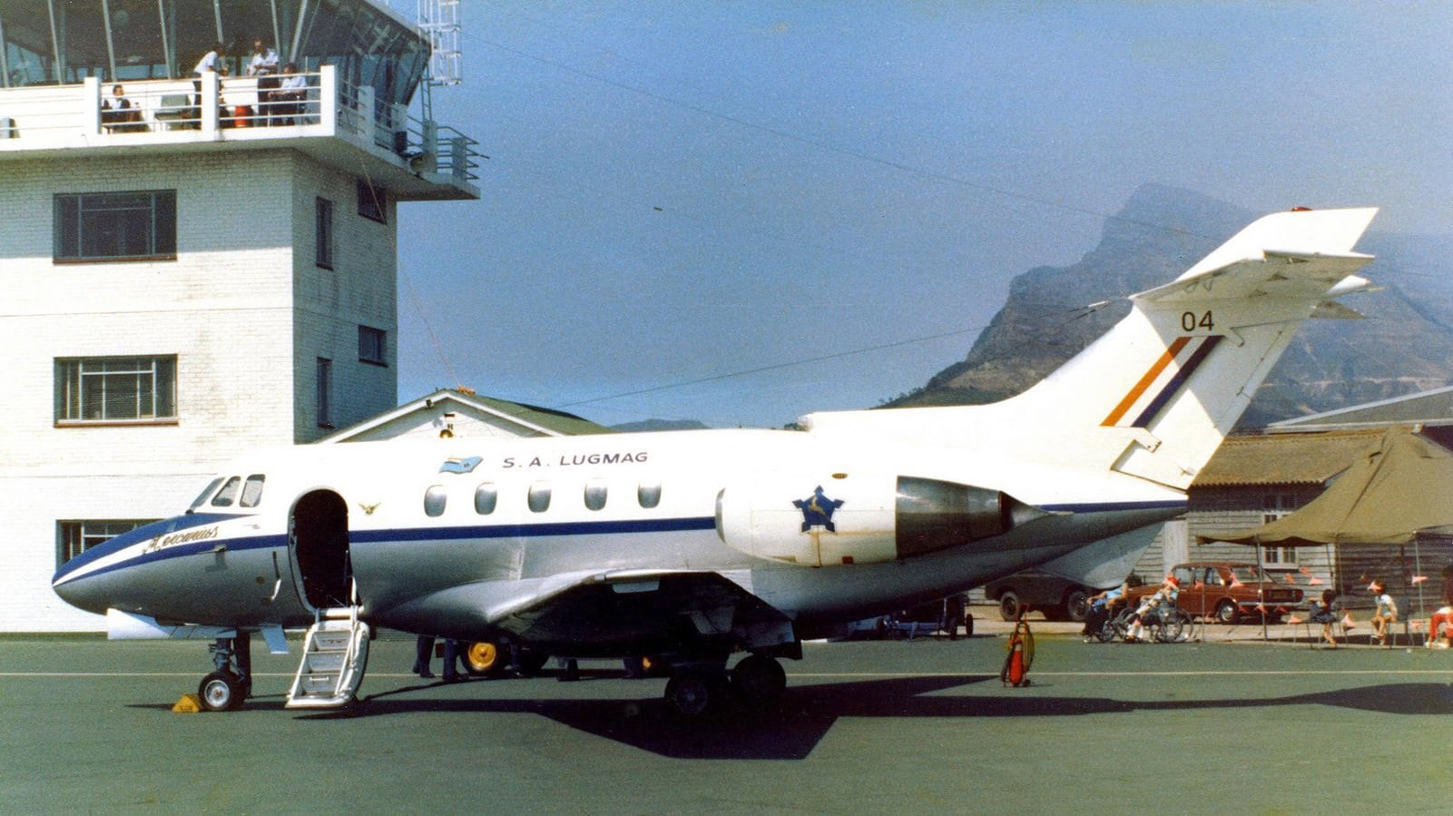 Archive photography from a Mercure airplane that crashed in Cape Town