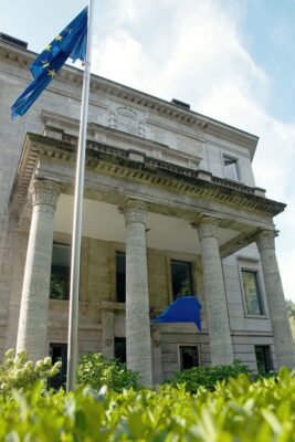 Patricia Sandonis, blue geometrical figure art installation in the Spanish Embassy in Berlin